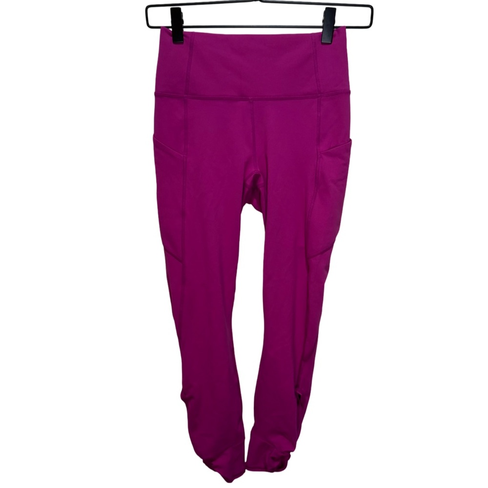 Fabletics Oasis PureLuxe High-Waisted Twist 7/8 Legging - Very Berry XS
